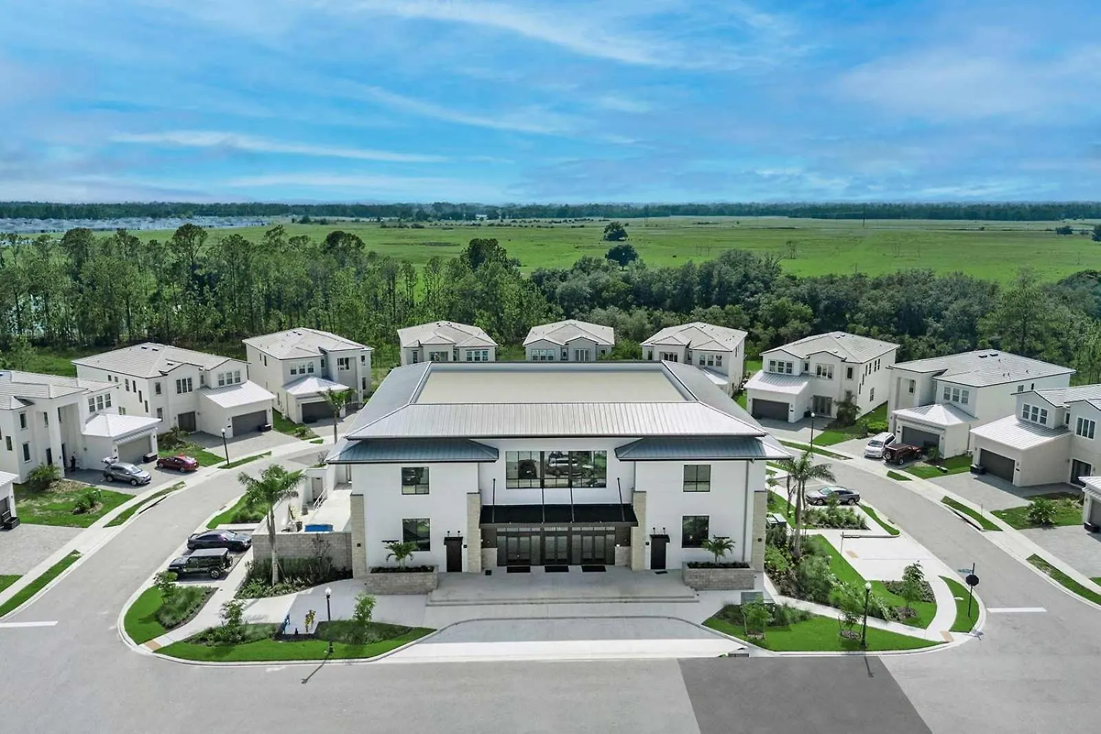 Villa Near Parks With Bball Theme Br, Arcade, Theater Davenport