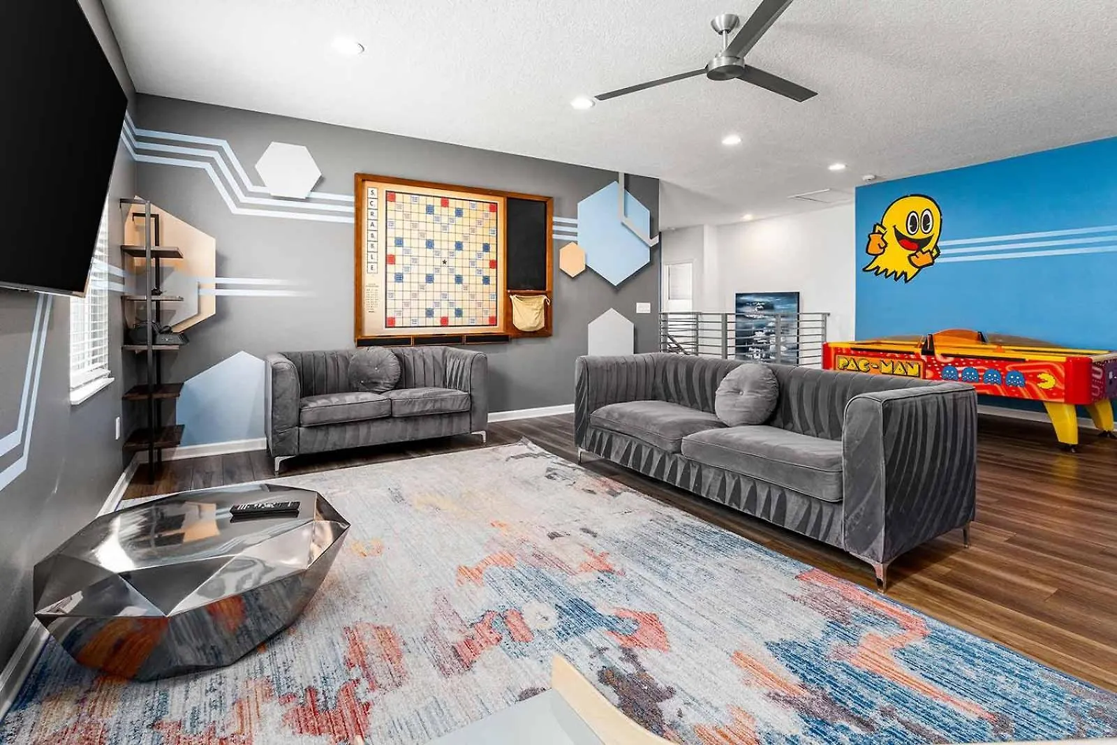 Villa Near Parks With Bball Theme Br, Arcade, Theater Davenport